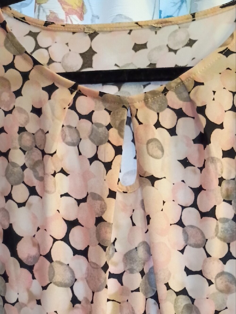 Sleeveless Pink Dot Print Women's Top